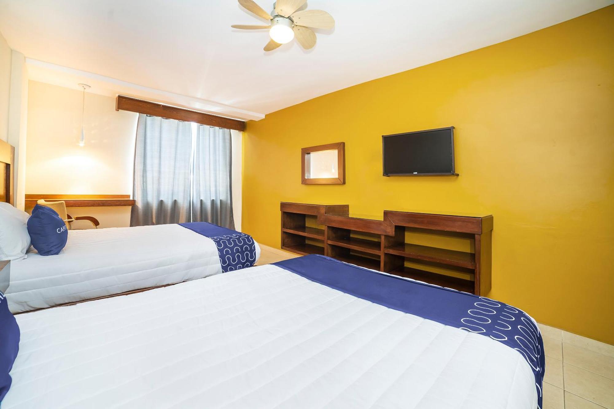 Capital O Hotel Casa Blanca Celaya  Extérieur photo